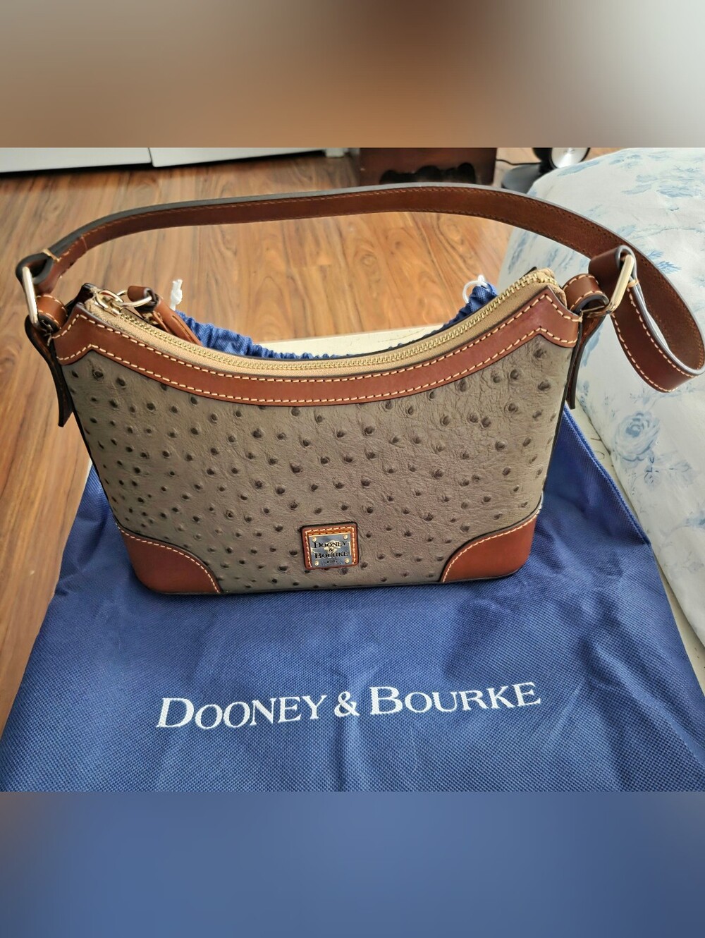 RARE Dooney & Bourke Ostrich Leather Hobo 25 - Pristine Condition